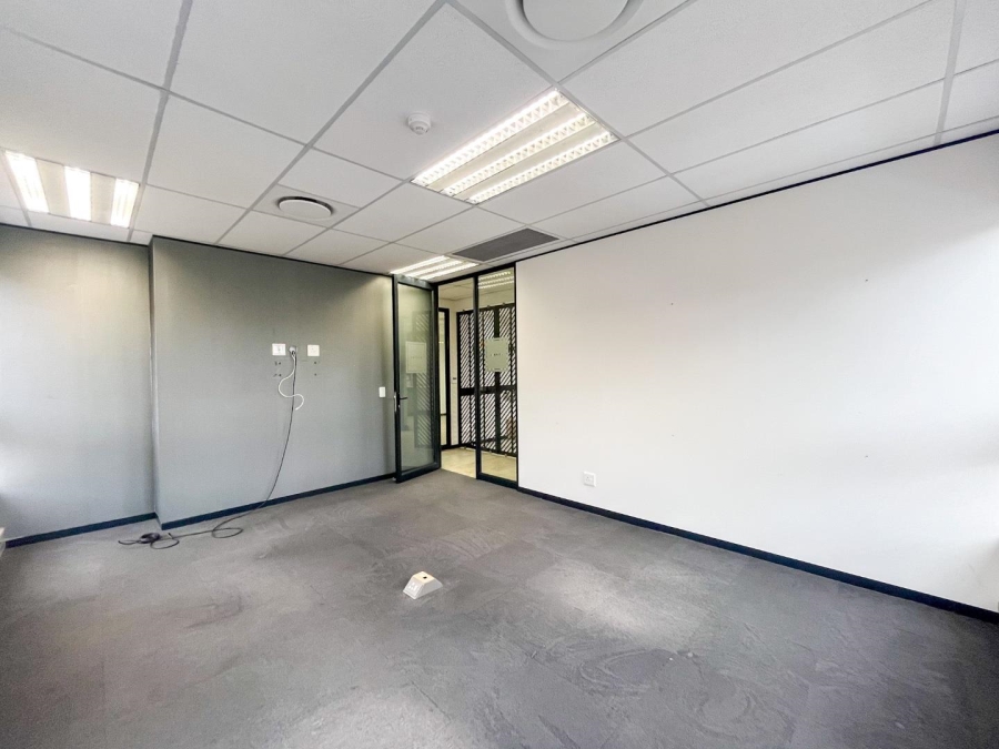 To Let commercial Property for Rent in Durbanville Western Cape